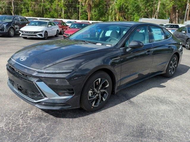 new 2025 Hyundai Sonata car, priced at $29,880