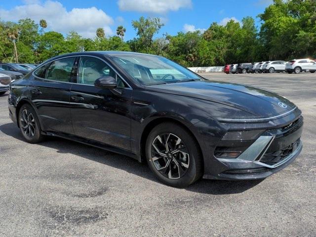 new 2025 Hyundai Sonata car, priced at $29,880