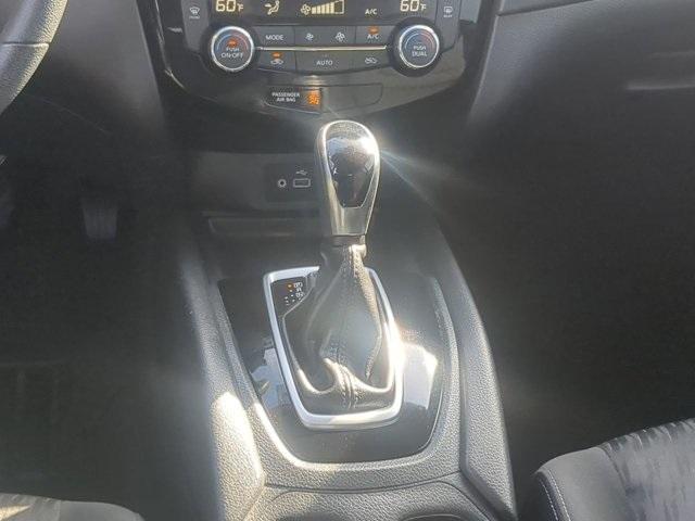 used 2019 Nissan Rogue car, priced at $18,999