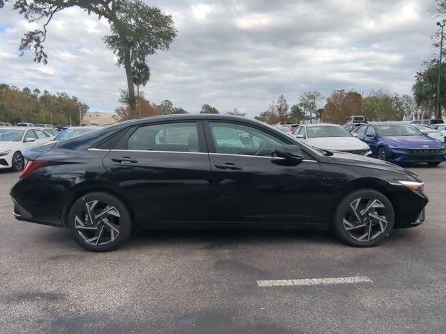 new 2025 Hyundai Elantra car, priced at $28,225