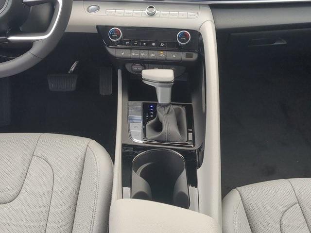 new 2025 Hyundai Elantra car, priced at $28,545
