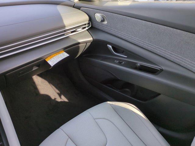 new 2025 Hyundai Elantra car, priced at $29,035