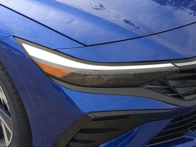 new 2025 Hyundai Elantra car, priced at $27,645