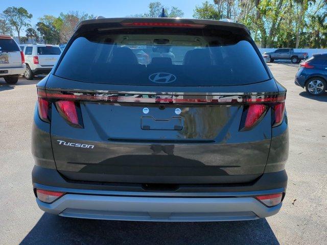 new 2025 Hyundai Tucson car, priced at $33,010