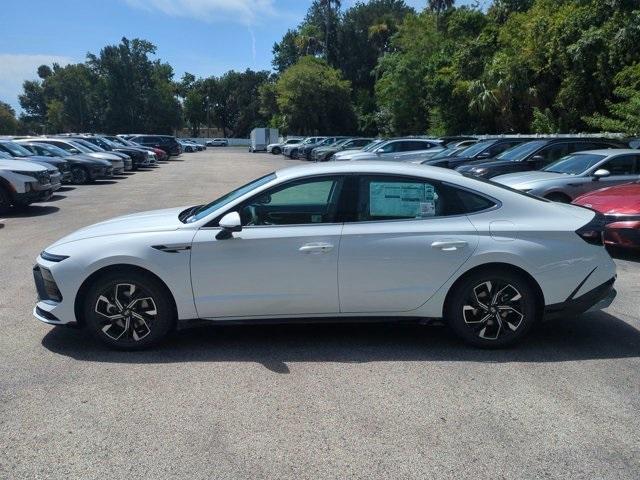 new 2024 Hyundai Sonata car, priced at $29,690