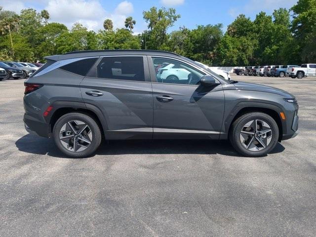 new 2025 Hyundai Tucson car, priced at $32,905