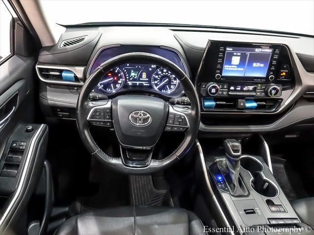 used 2021 Toyota Highlander car, priced at $30,995