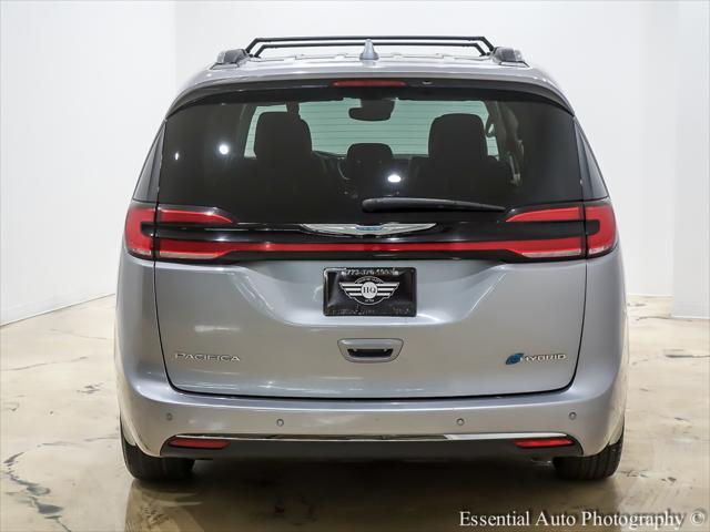 used 2021 Chrysler Pacifica Hybrid car, priced at $20,995