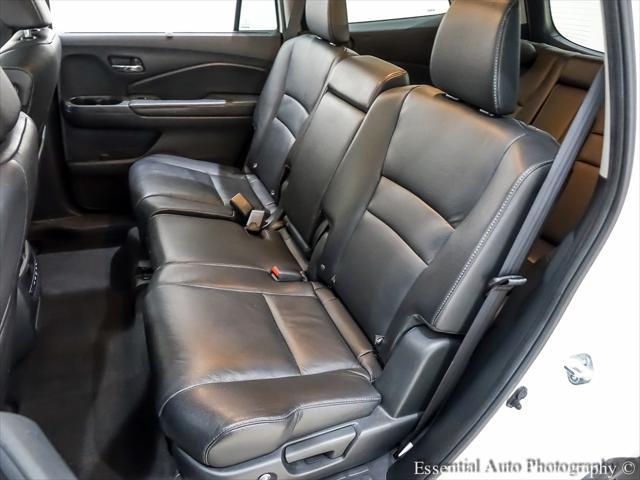 used 2022 Honda Pilot car, priced at $25,995