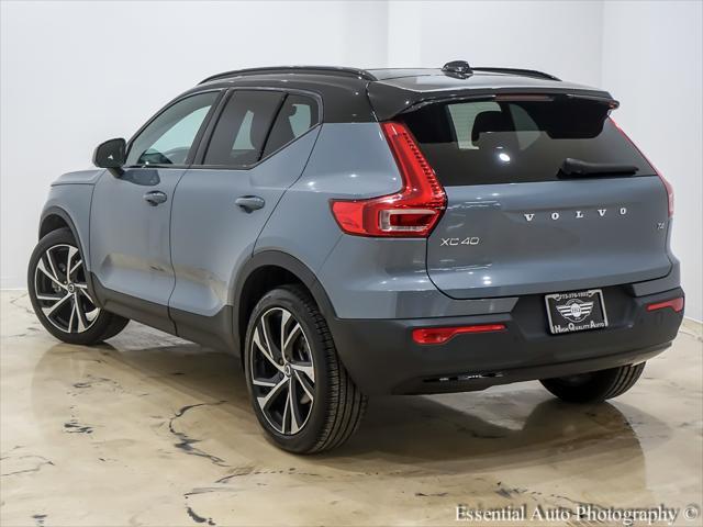 used 2021 Volvo XC40 car, priced at $25,995