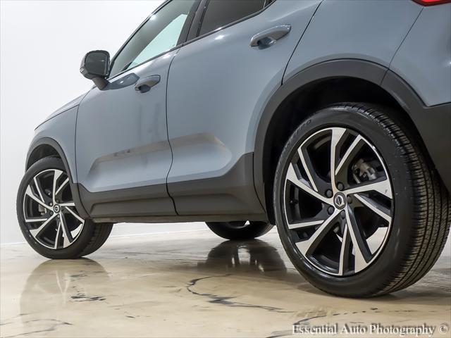 used 2021 Volvo XC40 car, priced at $25,995