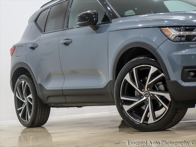 used 2021 Volvo XC40 car, priced at $25,995