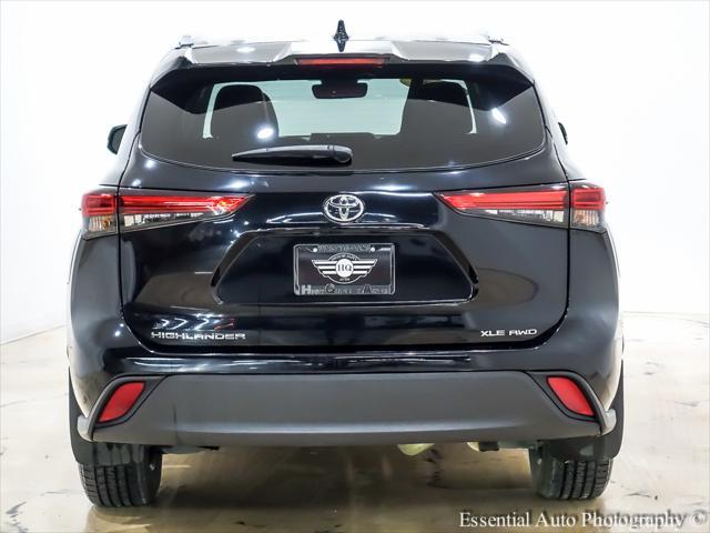 used 2021 Toyota Highlander car, priced at $29,995