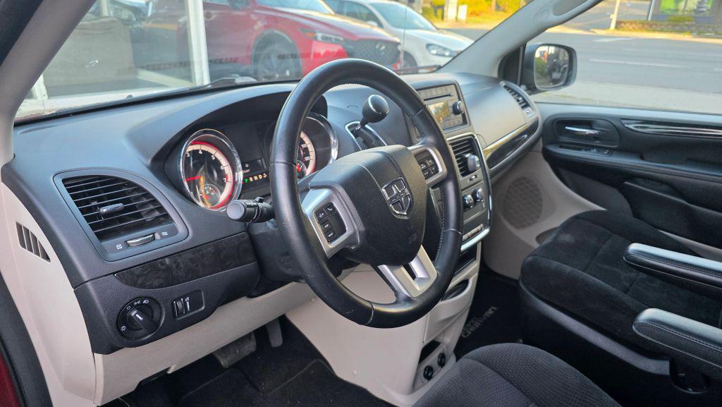 used 2014 Dodge Grand Caravan car, priced at $8,997