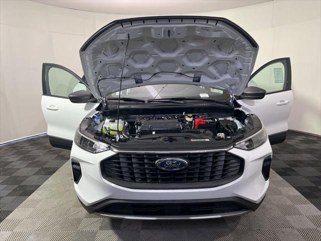 new 2025 Ford Escape car, priced at $29,784