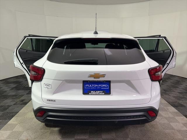 used 2024 Chevrolet Trax car, priced at $20,999