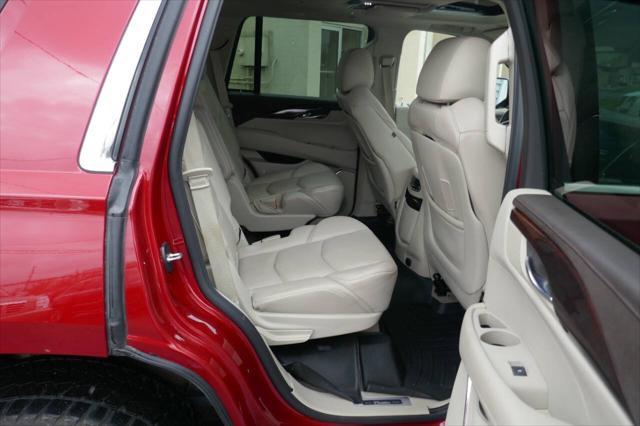 used 2015 Cadillac Escalade car, priced at $25,995