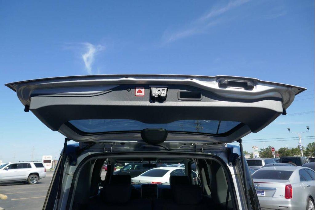used 2005 Honda Element car, priced at $9,995