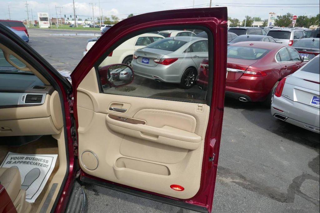 used 2009 Cadillac Escalade car, priced at $8,995