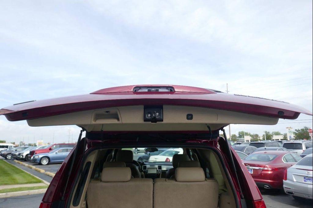 used 2009 Cadillac Escalade car, priced at $8,995