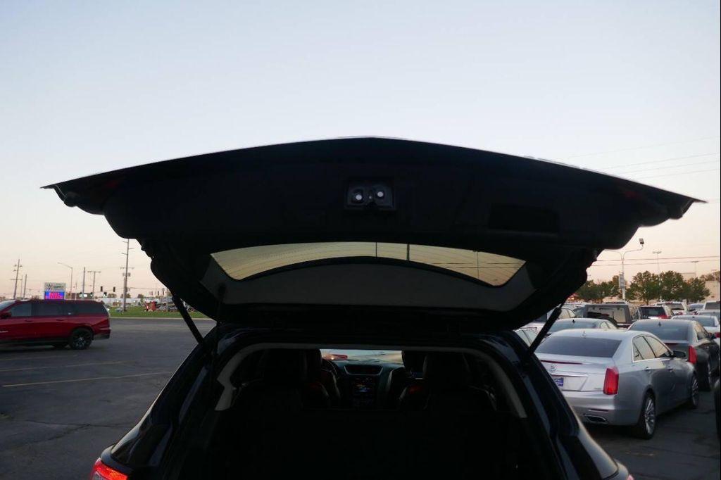 used 2015 Chevrolet Traverse car, priced at $10,495