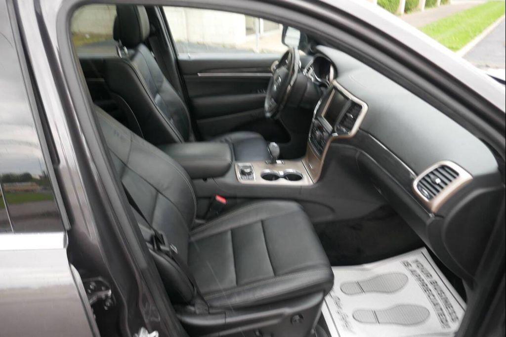 used 2015 Jeep Grand Cherokee car, priced at $12,995