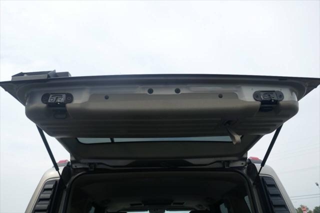 used 2003 Hummer H2 car, priced at $15,995