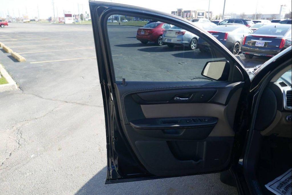 used 2015 GMC Acadia car, priced at $9,995