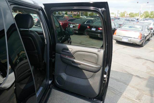 used 2009 GMC Yukon XL car, priced at $13,995