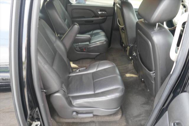 used 2009 GMC Yukon XL car, priced at $13,995