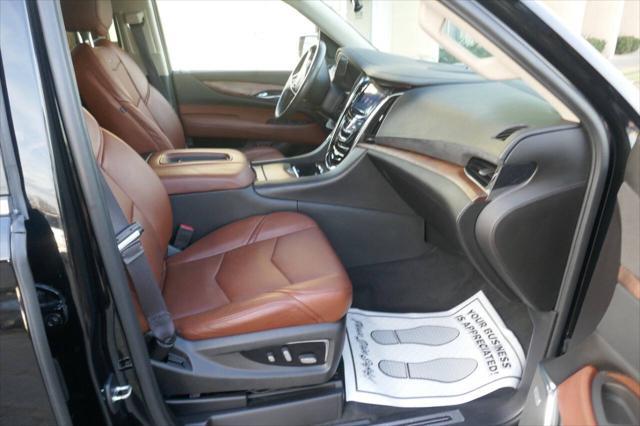 used 2015 Cadillac Escalade ESV car, priced at $24,495