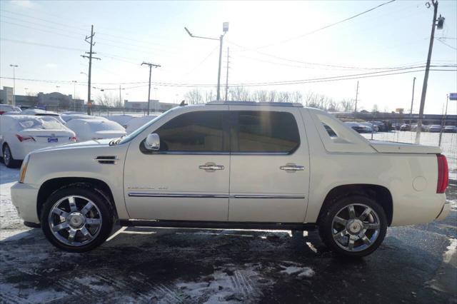 used 2012 Cadillac Escalade EXT car, priced at $15,495