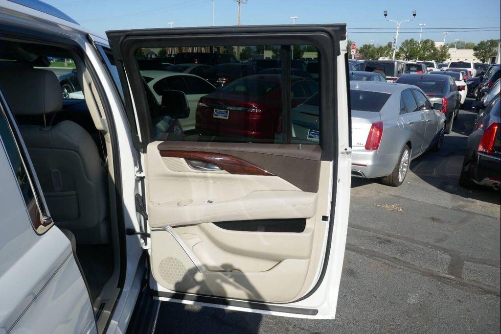 used 2016 Cadillac Escalade ESV car, priced at $19,995