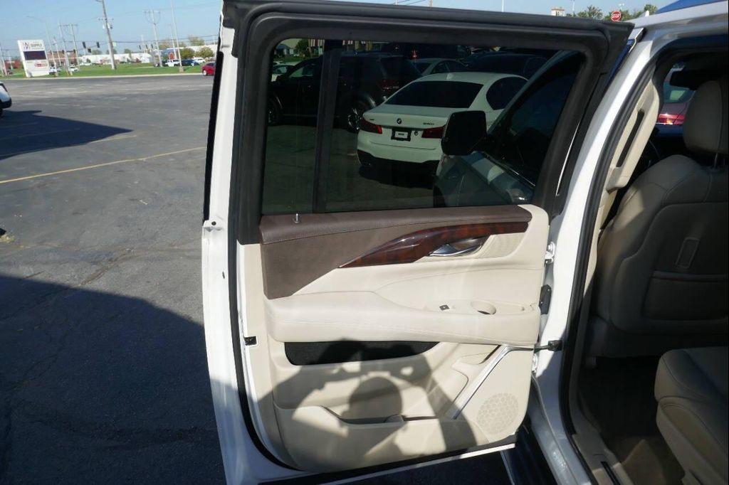 used 2016 Cadillac Escalade ESV car, priced at $19,995