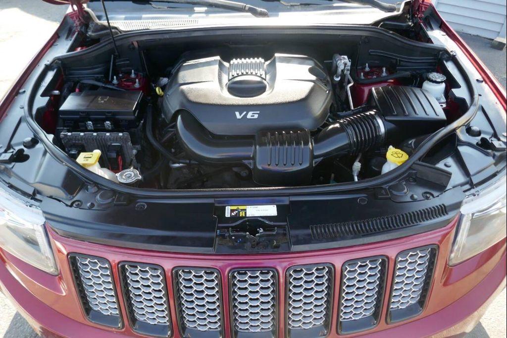 used 2015 Jeep Grand Cherokee car, priced at $12,995