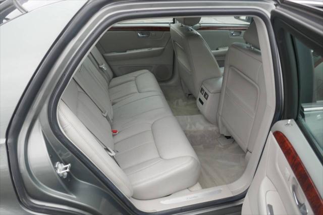 used 2006 Cadillac DTS car, priced at $7,995