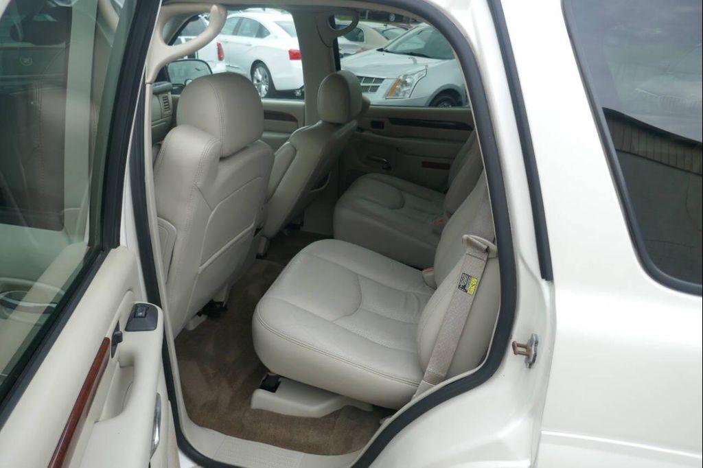 used 2005 Cadillac Escalade car, priced at $9,995