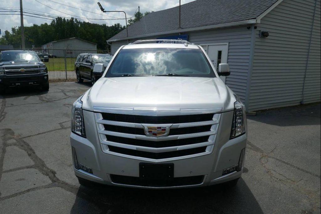 used 2017 Cadillac Escalade ESV car, priced at $24,995