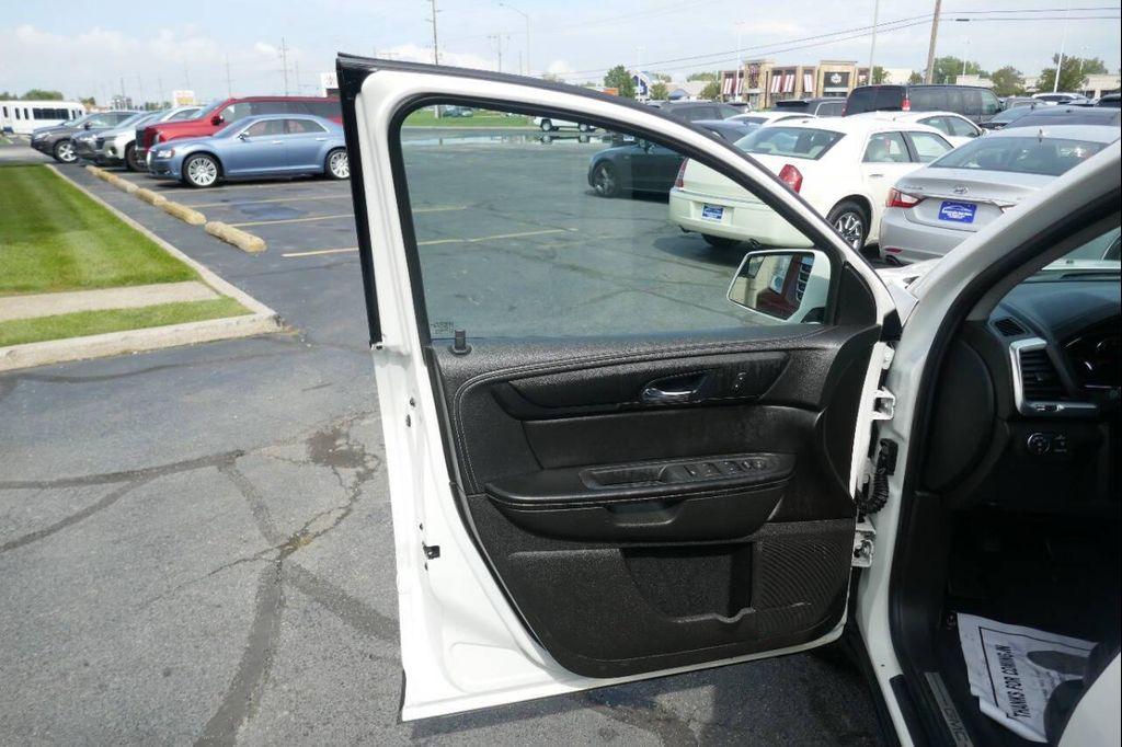 used 2014 GMC Acadia car, priced at $9,995