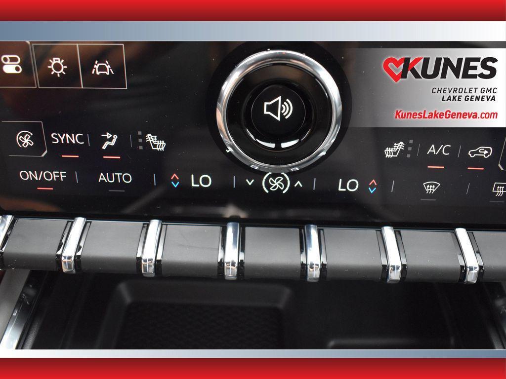 new 2025 GMC Acadia car, priced at $44,495