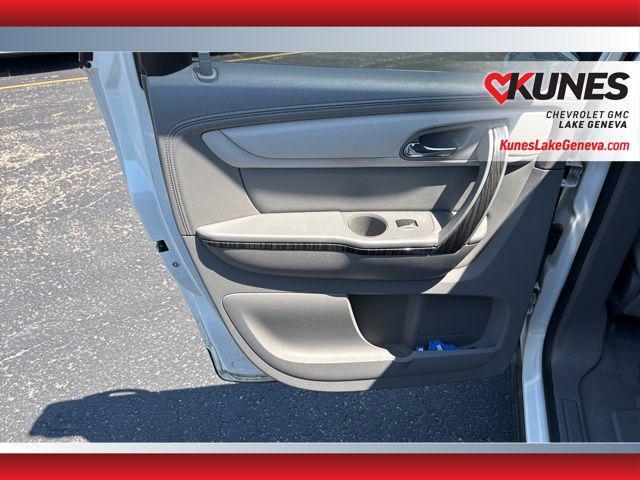 used 2014 Chevrolet Traverse car, priced at $14,999