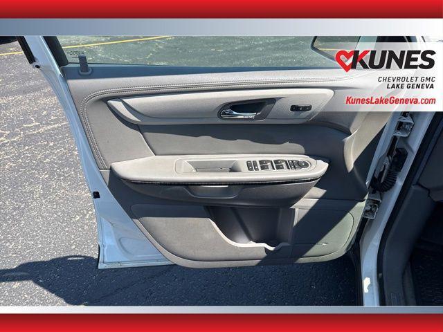 used 2014 Chevrolet Traverse car, priced at $14,999