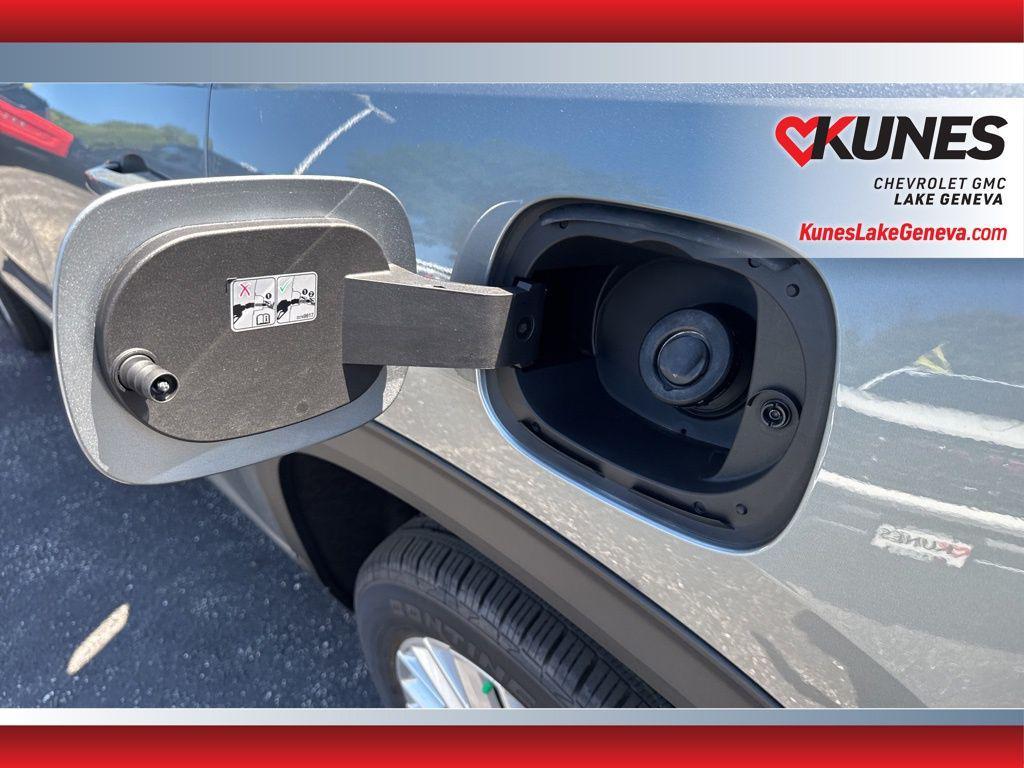 new 2026 GMC Acadia car, priced at $51,374