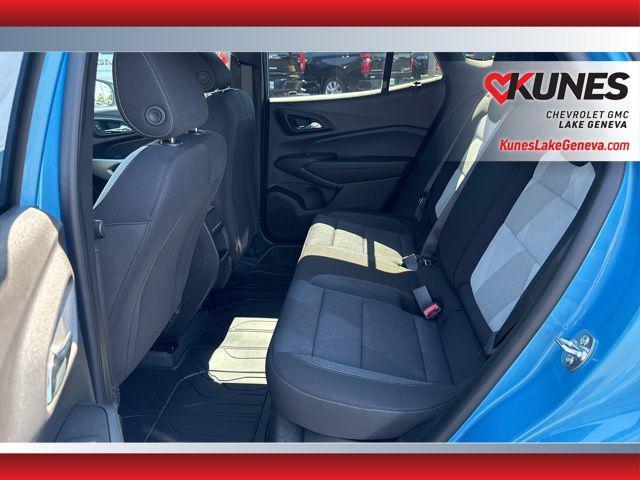 new 2025 Chevrolet Trax car, priced at $24,925