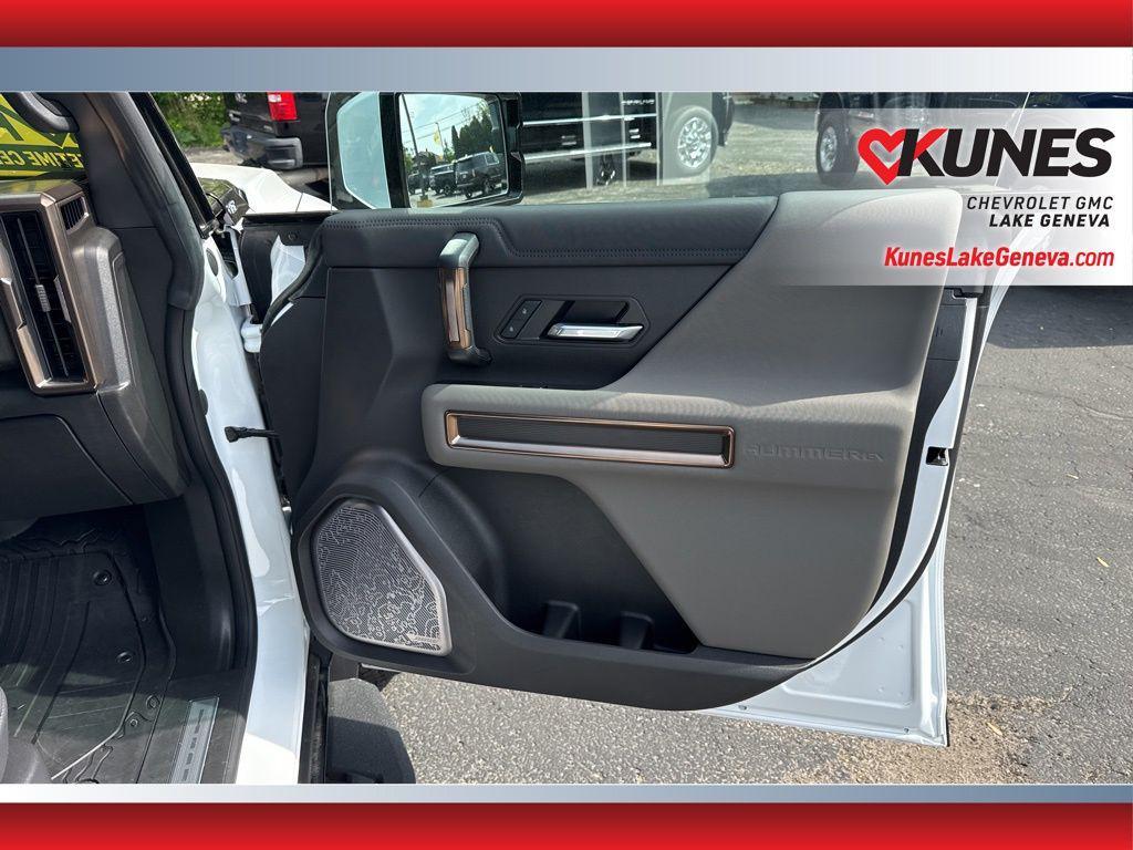 new 2025 GMC HUMMER EV SUV car, priced at $91,000