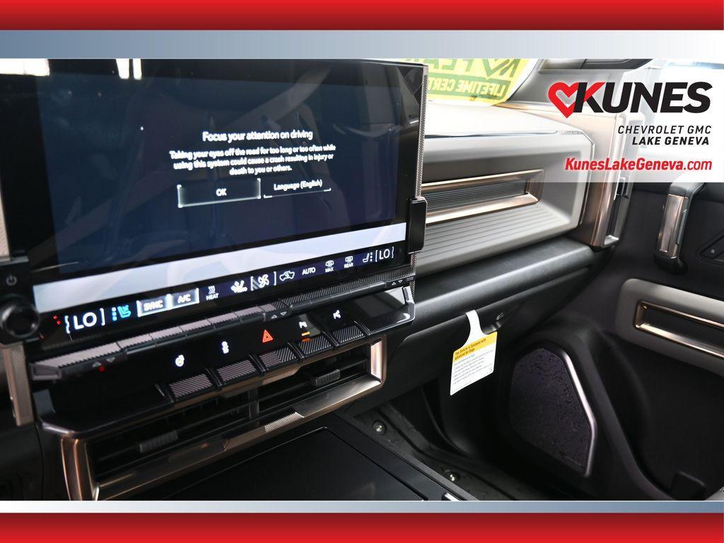 new 2025 GMC HUMMER EV Pickup car, priced at $100,635