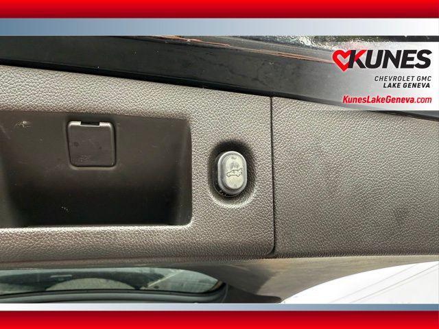 used 2015 Cadillac Escalade car, priced at $26,500