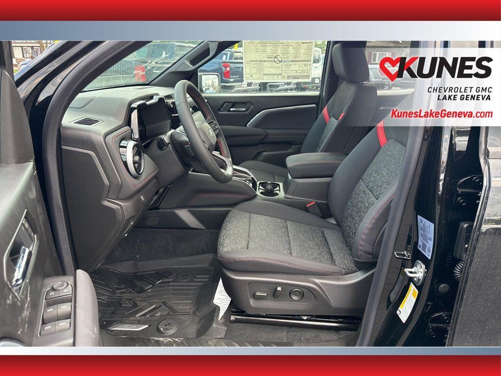 new 2025 Chevrolet Colorado car, priced at $44,400