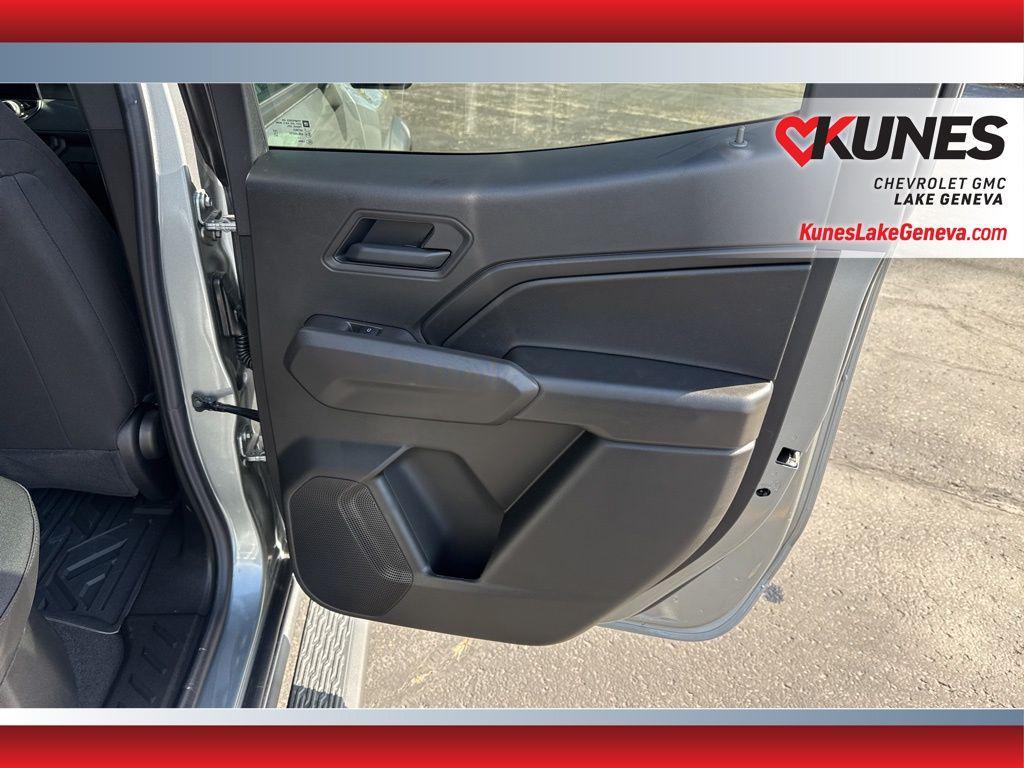 new 2025 Chevrolet Colorado car, priced at $46,400
