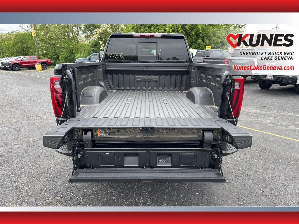 new 2025 GMC Sierra 3500 car, priced at $91,400